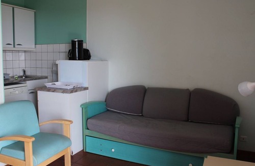 Bormes-Les-Mimosas Apartment | Small Studio N°5 with sea view