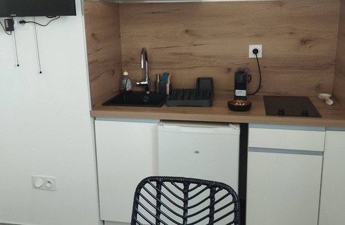 Le Pont-de-Claix Apartment | Small studio le pont de claix