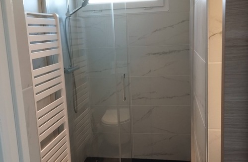 Le Pont-de-Claix Apartment | Small studio le pont de claix