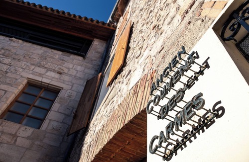 Centre Historique Apartment | Small studio Presbytery in the Church