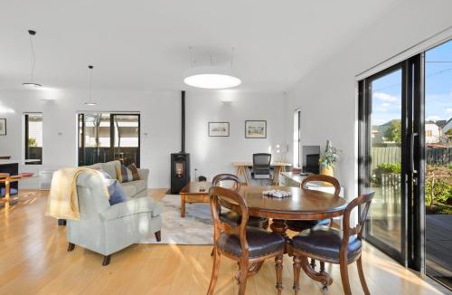 Edgeware House | Small Sustainable House