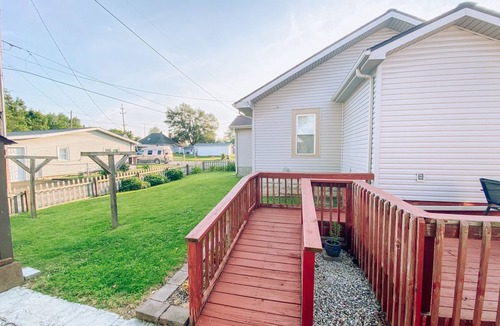 Bedford House | Small town Indiana getaway
