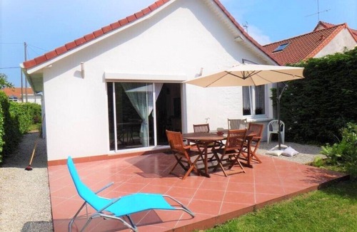 Stella-Plage Villa | Small typical villa named Stella Beach