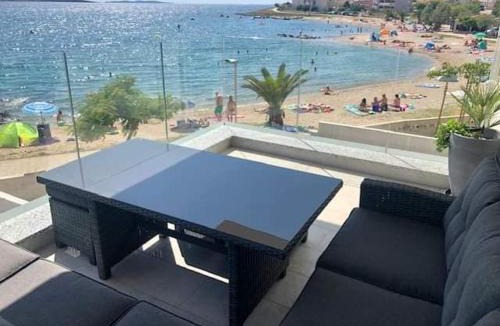 Povljana Apartment | SMARAGD on the beach