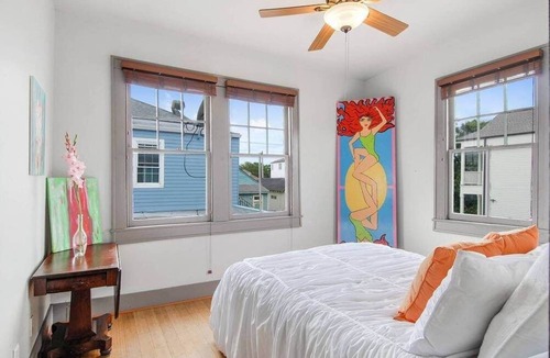 Freret Apartment | Smart 2BR Overlooking Freret w/Parking - Foodie HQ