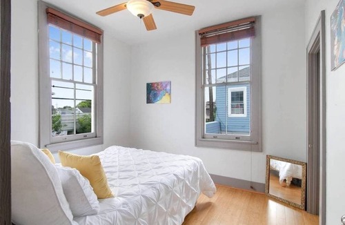 Freret Apartment | Smart 2BR Overlooking Freret w/Parking - Foodie HQ