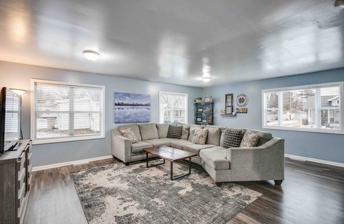 Northeast South Bend House | Smart Home 1 mile from ND & Eddy St
