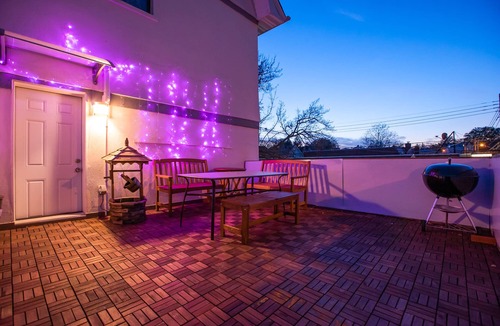 East Flushing House | Smart Home with Skylight! 1500 sqft Deck!