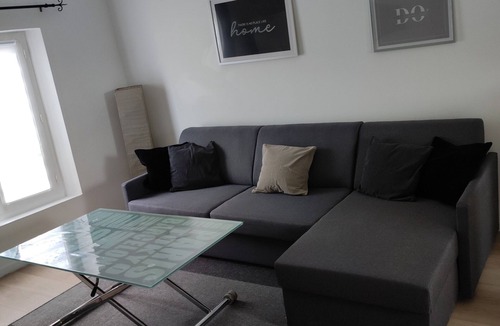 Louvres Apartment | Smart House Airport CDG Astérix