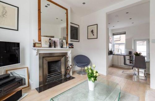 Furzedown House | Smart London Townhouse