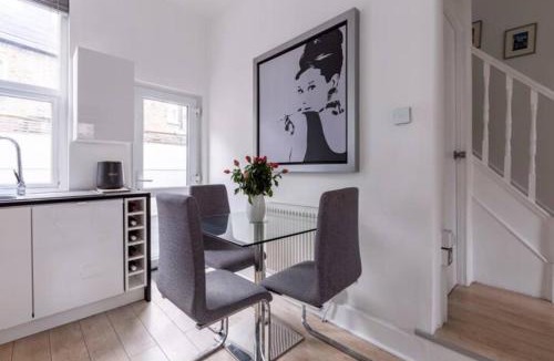 Furzedown House | Smart London Townhouse