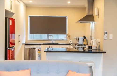 Frankton House | Smart Townhouse