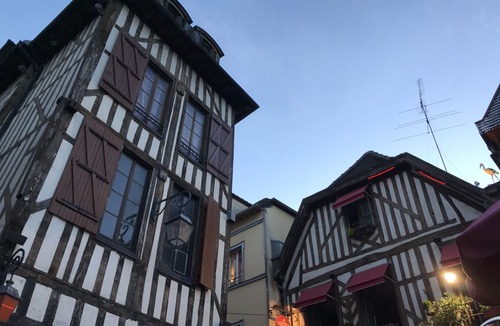 Old Town House | Smartappart Troyes