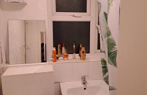 Tadworth Apartment | Smarty Angell