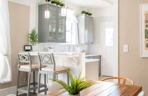 Central Tacoma House | Smile more ツ at this 4 bed, 2 bath gem
