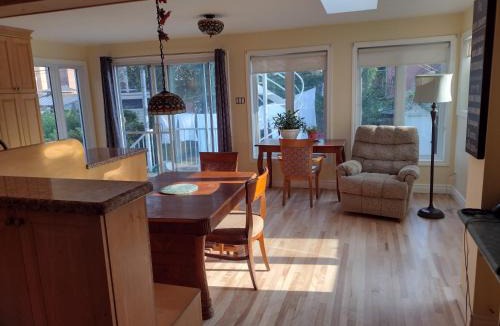 Sault-au-Recollet House | Smiling house! 2 chambres, accueillant et spacieux