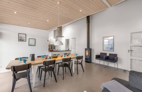Hou House | "Smilla" - 1.1km from the sea by Interhome