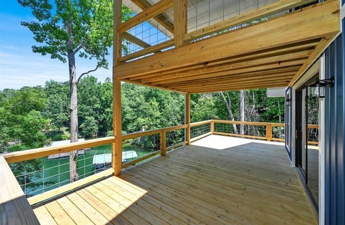 Crane Hill Cabin | SMITH LAKE CABIN-Cave, Dock,