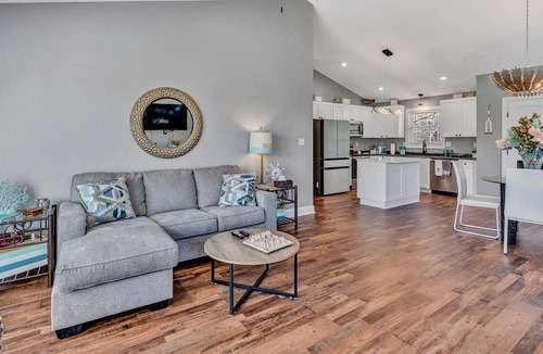 Wirtz Cottage | Smith Mountain Lake Cottage