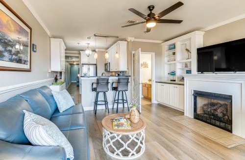 Huddleston House | Smith Mountain Lake Retreat w/Resort Amenities!