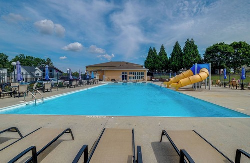 Smith Mountain Lake Apartment | Smith Mtn Lake Retreat: Indoor Pool/Hot Tub Access