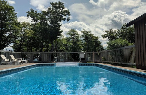 Scotsburn Cabin | Smith Rock Chalets & Retreat