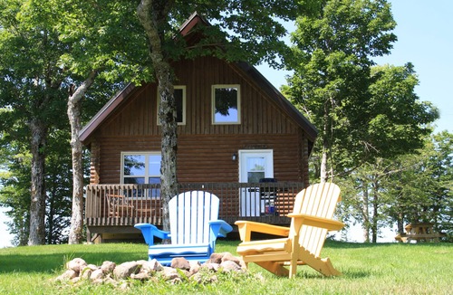 Scotsburn Cabin | Smith Rock Chalets & Retreat