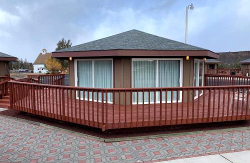 Crooked River Ranch Bed & Breakfast | Smith Rock Resort