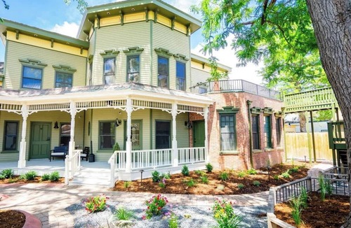 Five Points Apartment | Smiths Crescendo - Curtis Park Club