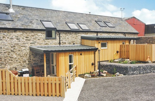 Llanfair Talhaiarn Cottage | Smithy Barn - HW7592