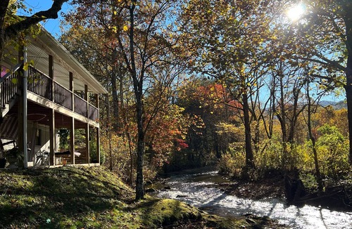Otto Cottage | Smoky Mountain Creek Front Privacy