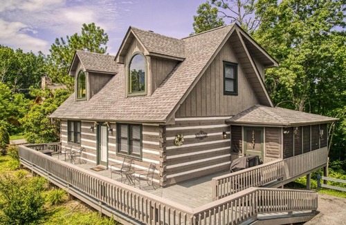 Gatlinburg House | Smoky Mountain Dream Cabin