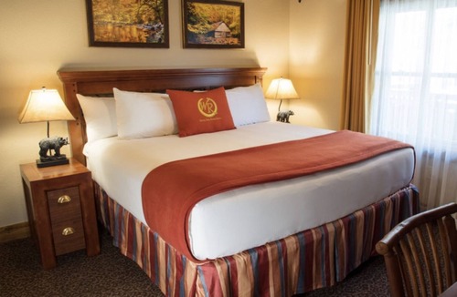 Gatlinburg Resort | Smoky Mountain Resort & Waterpark
