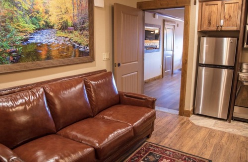 Gatlinburg Resort | Smoky Mountain Resort & Waterpark