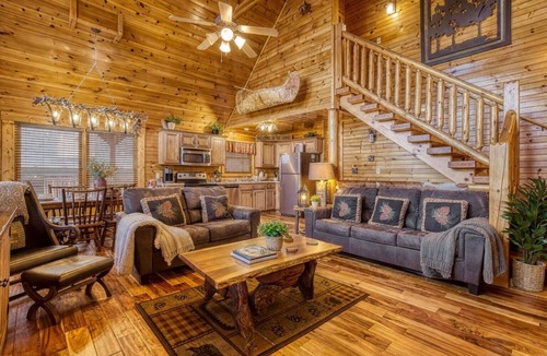 Hemlock Hills Cabin | Smoky Serenity Chalet