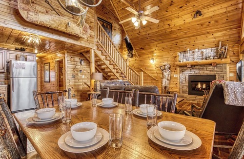 Hemlock Hills Cabin | Smoky Serenity Chalet