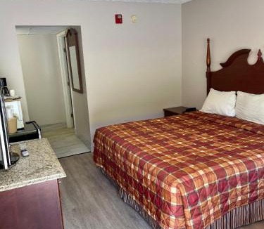 Pigeon Forge Hotel | Smoky View Inn