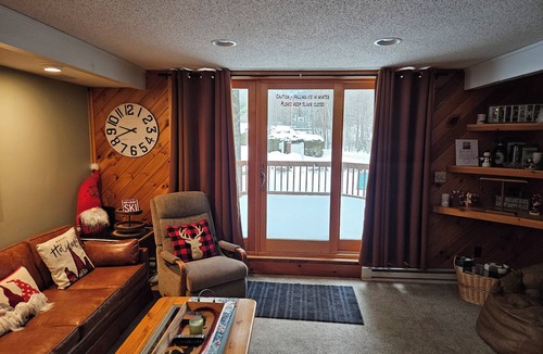 Jeffersonville Condo | ❄ Smugglers Notch Getaway ❄ 5 bed vacation home! Room for everyone.