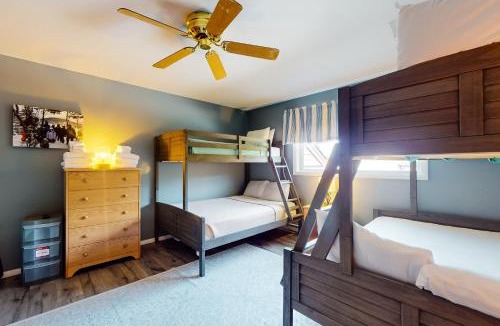 Jeffersonville Apartment | Smugglers' Notch Resort Slopeside 39