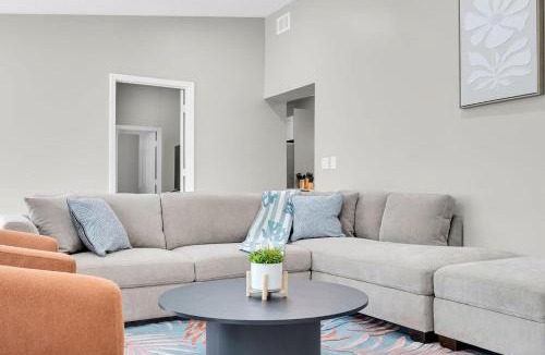 Isle of Palms House | SMV Jax Getaway Pool Near Mayo & Beach