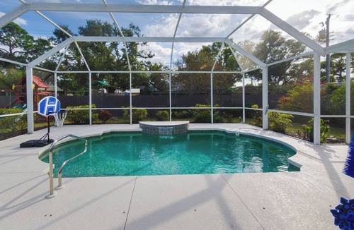 Bradenton House | SMV | Pool & Pickleball | Play All Day!