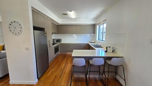 Springvale House | Snappy Springvale 3 Bed House