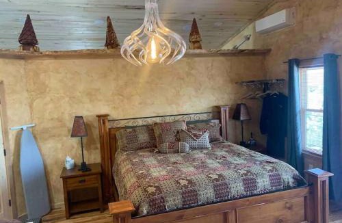 Northeast Heights House | SneakAway in Albuquerque