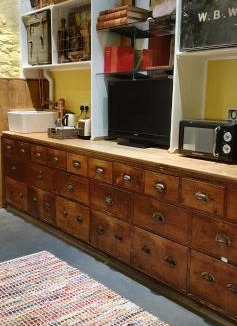 Shaftesbury Apartment | Snobs and Rebels Apartments