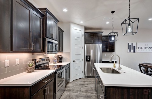 St. George Villa | Snow Canyon Views - 4BR w/Game Room & Fire Pit