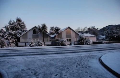 Ohakune Ski Chalet | Snow Chalet - Great Location