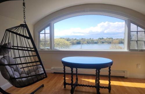 Buzzards Bay House | Snow Circle Retreat