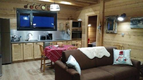 Lamoura Ski Chalet | Snow