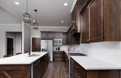 Canyon House | Snow Quail