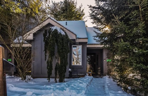 White Haven House | Snow Ridge Village 210